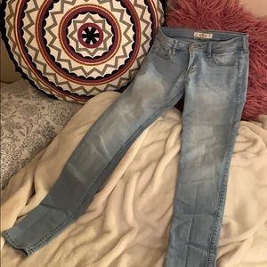Hollister jeans